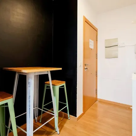 아파트 Seo Centro 8 Pax Familiar 3 *