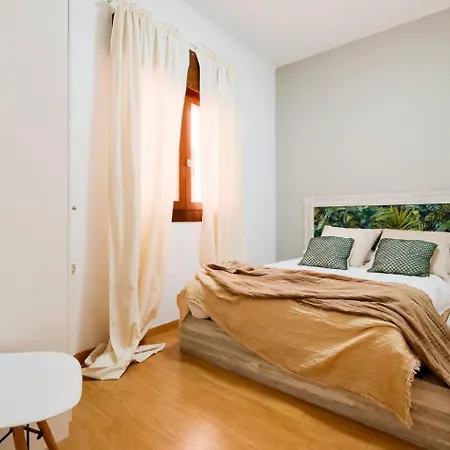 Seo Centro 8 Pax Familiar 3 سرقسطة