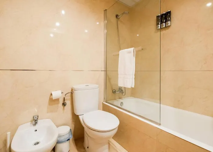 Seo | Centro 8 Pax Familiar | 3 *